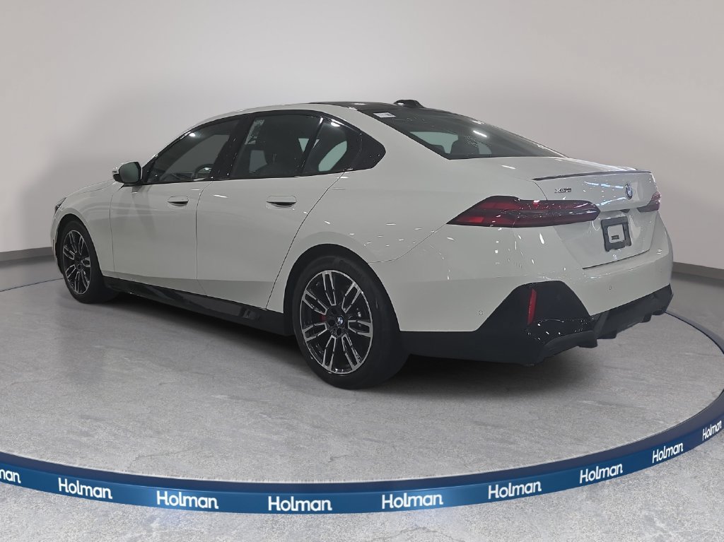 Certified 2026 BMW 540i xDrive AWD/4WD image 7