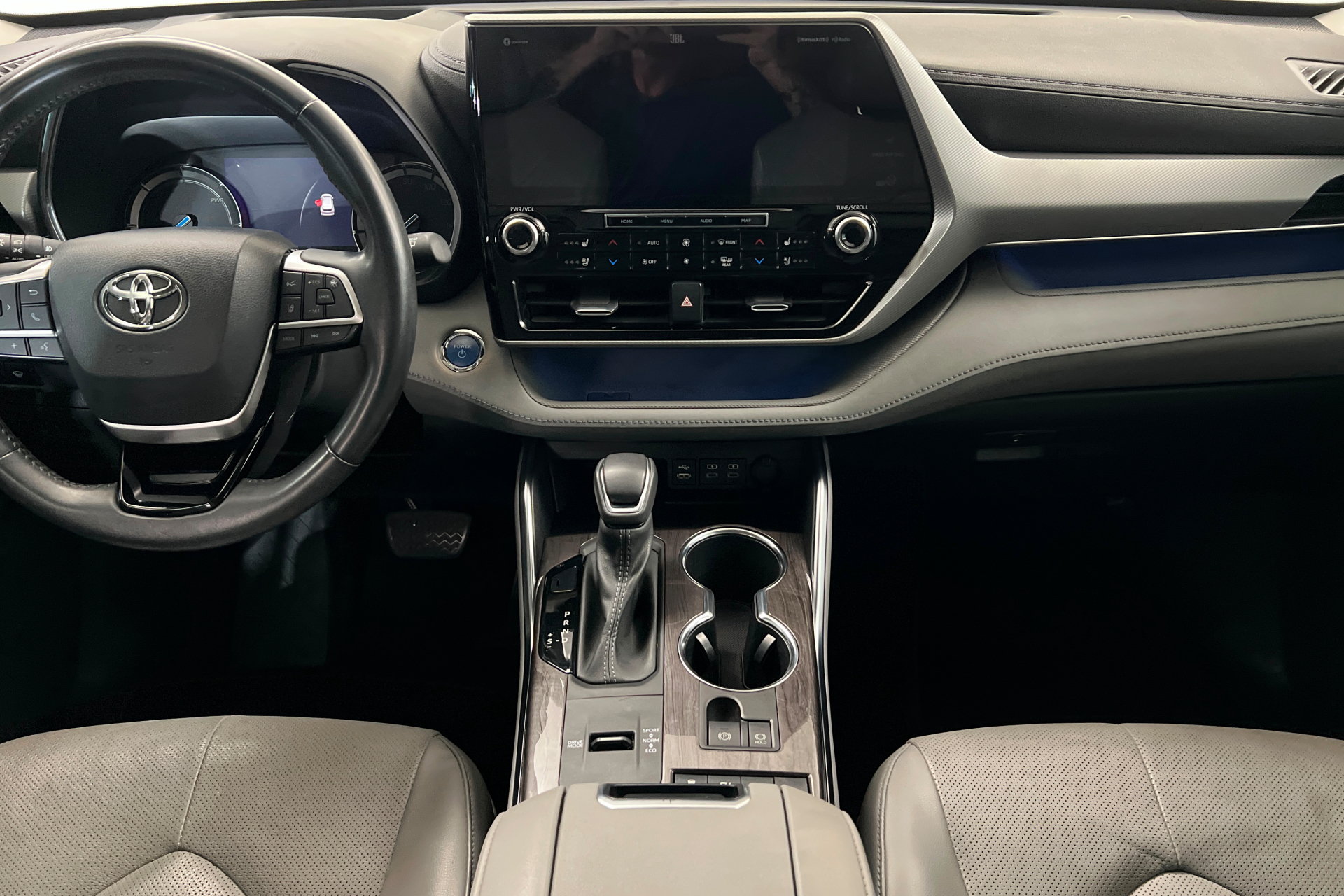 Used 2022 Toyota Highlander Platinum AWD/4WD image 14