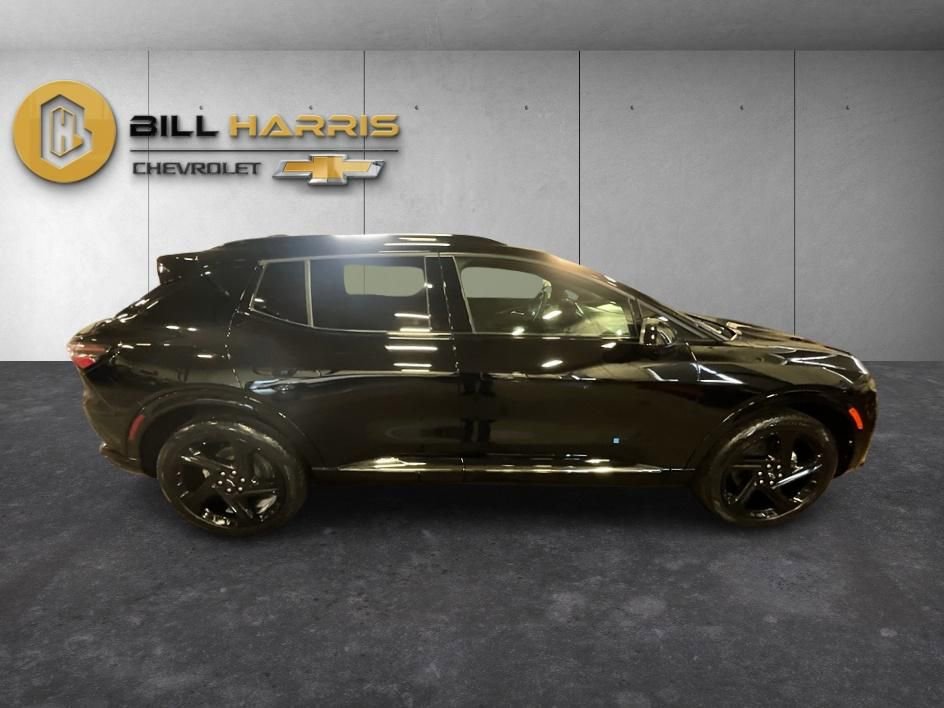 Used 2024 Chevrolet Equinox EV RS FWD image 10