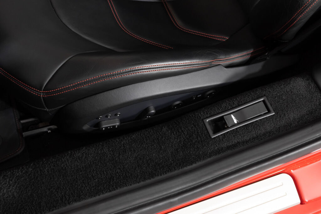 Certified 2018 Ferrari 488 GTB RWD image 33