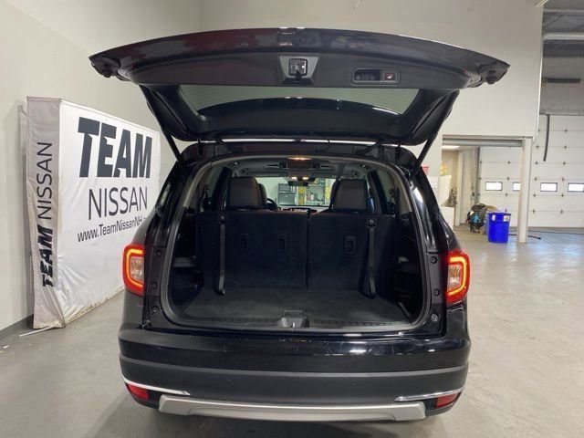 Used 2021 Honda Pilot Touring image 6