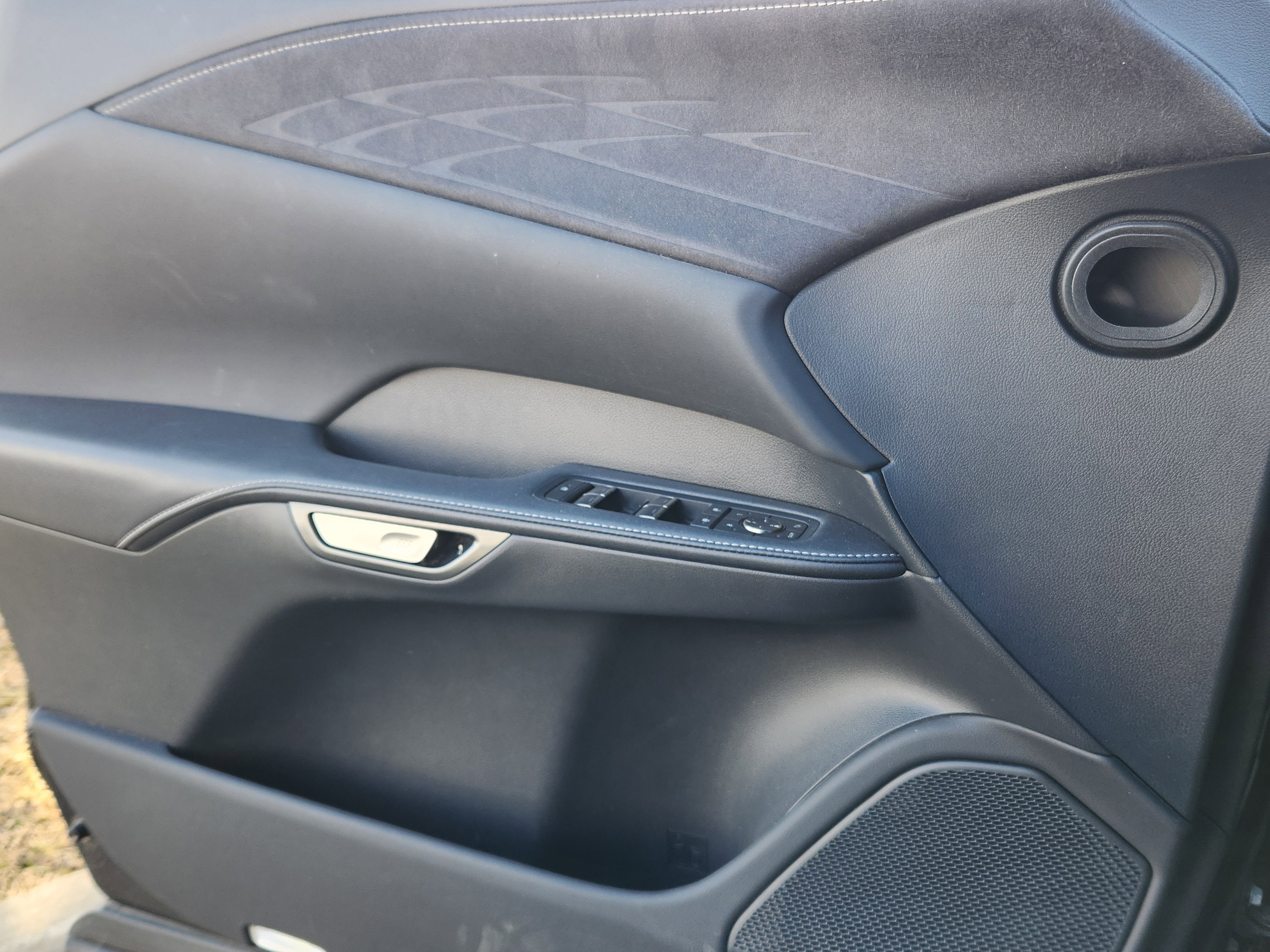 Used 2023 Lexus RX 350 w/ Cold Area Package image 12