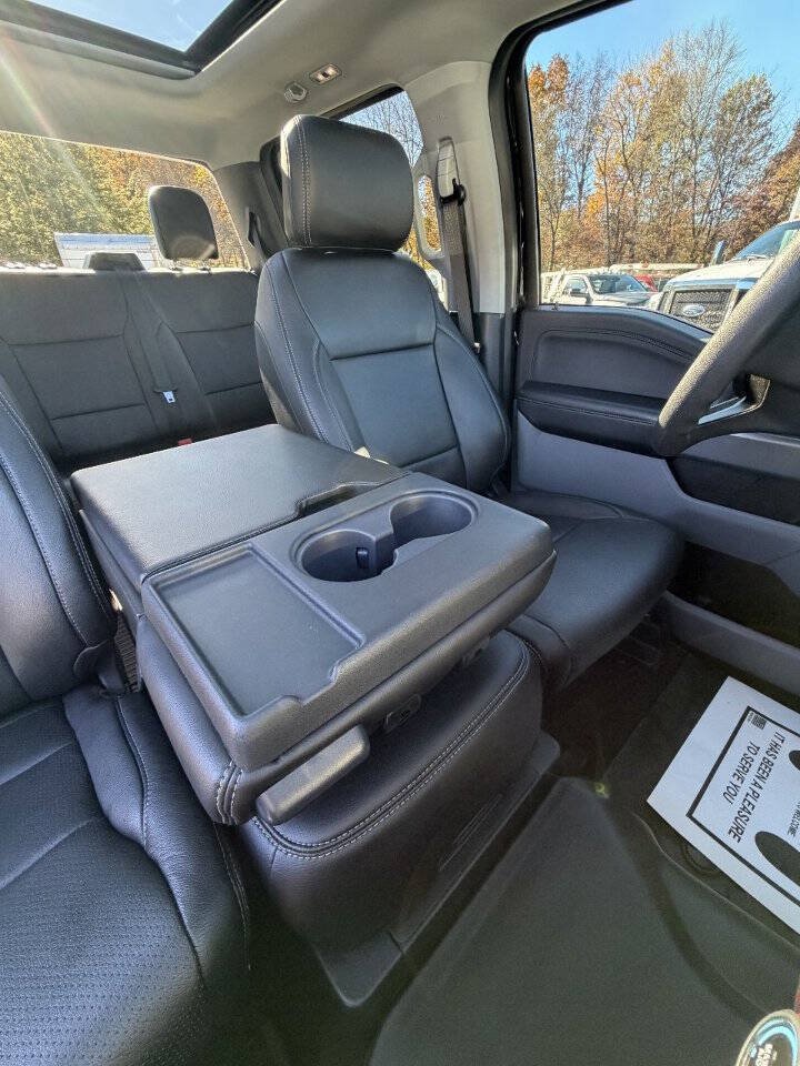Used 2024 Ford F250 XLT w/ Black Appearance Package AWD/4WD image 25