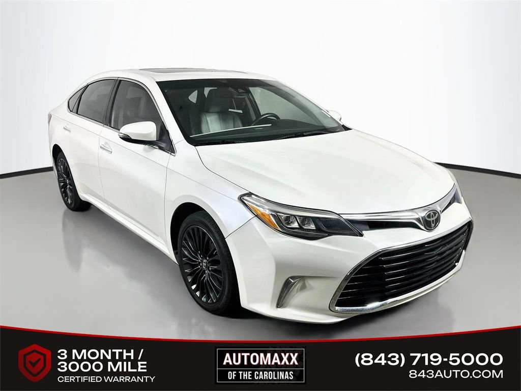 Used 2017 Toyota Avalon Touring FWD image 1