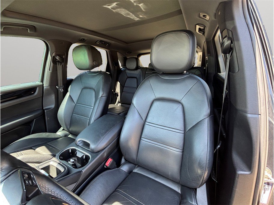 Used 2020 Porsche Cayenne image 20