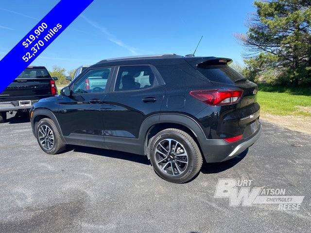 Used 2024 Chevrolet TrailBlazer LT w/ LT Cold Weather Package FWD image 7