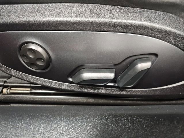 Used 2018 Audi TT 2.0T w/ Technology Package AWD/4WD image 15