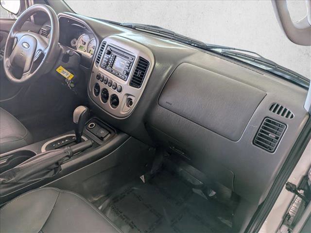 Used 2006 Ford Escape 2WD Hybrid image 21