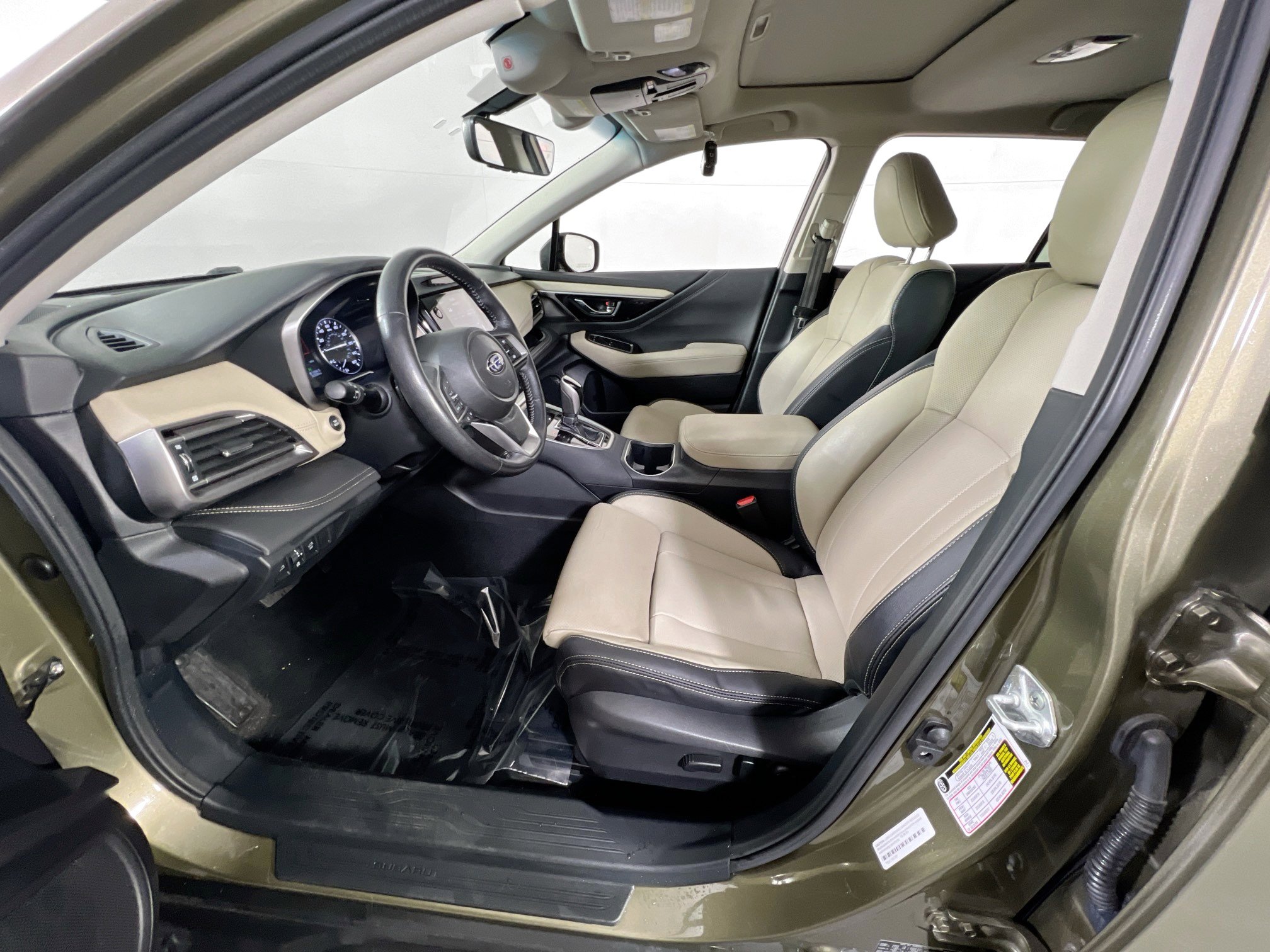 Used 2022 Subaru Outback Limited AWD/4WD image 21