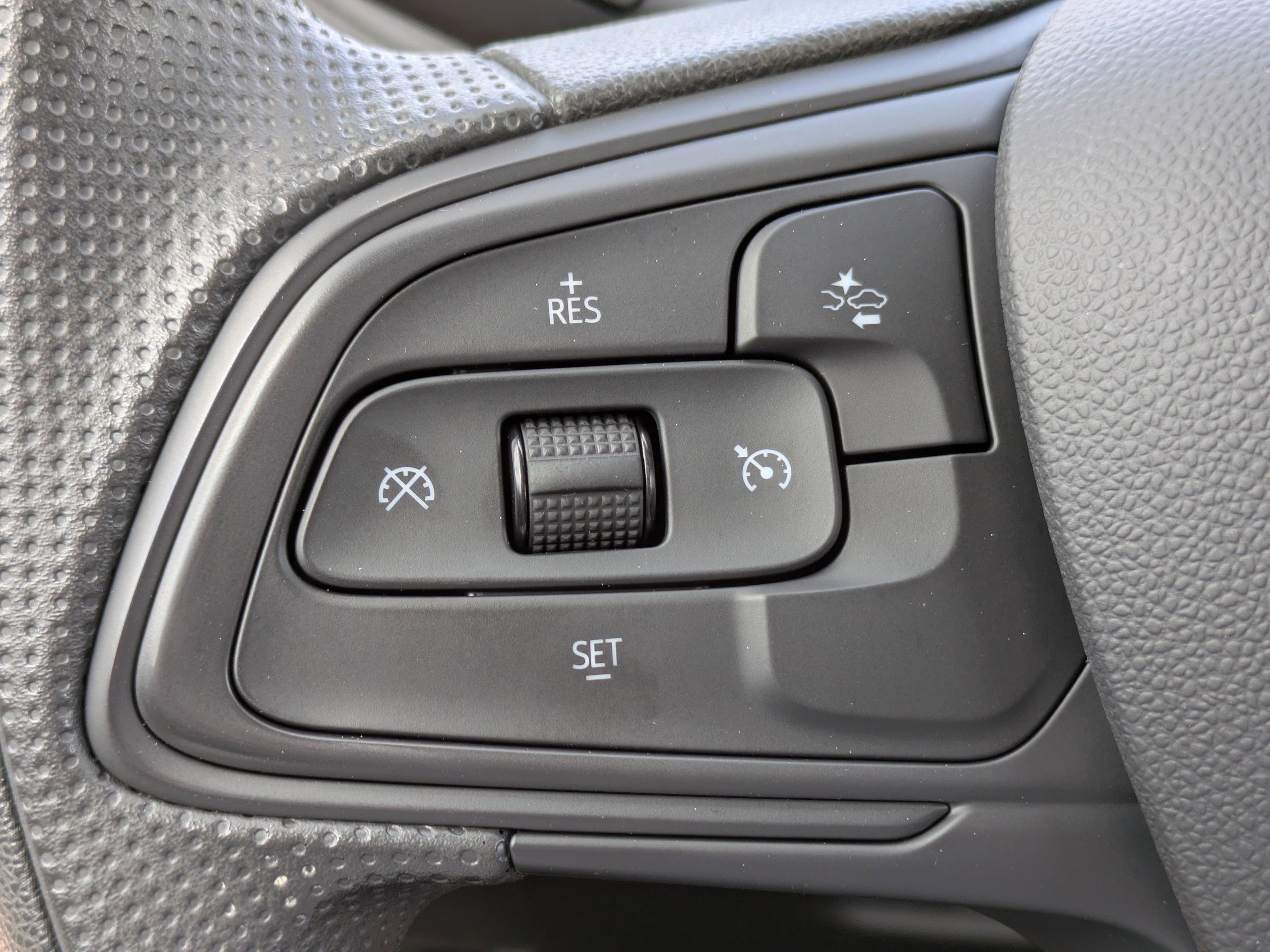 Used 2024 Buick Envista Preferred w/ Convenience II Package image 22