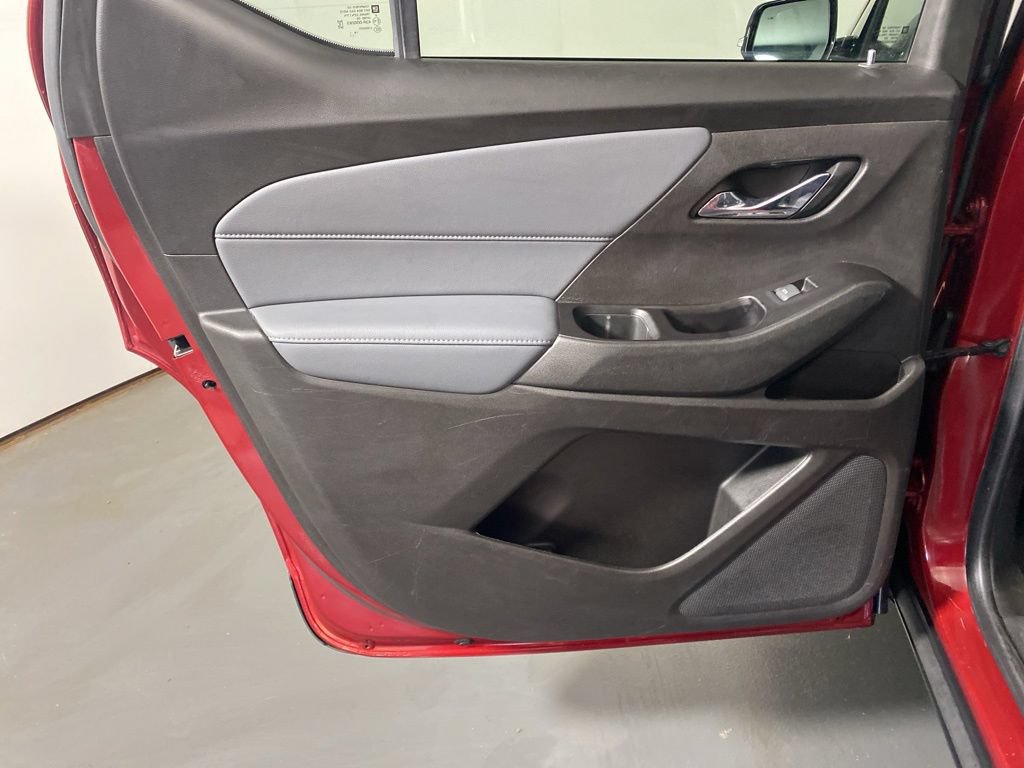 Used 2019 Chevrolet Traverse LT w/ LT Premium Package FWD image 26