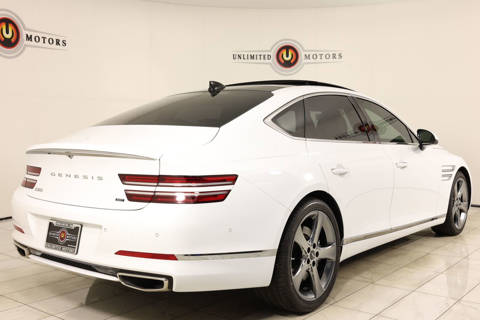 Used 2021 Genesis G80 3.5T w/ Prestige Package RWD image 3