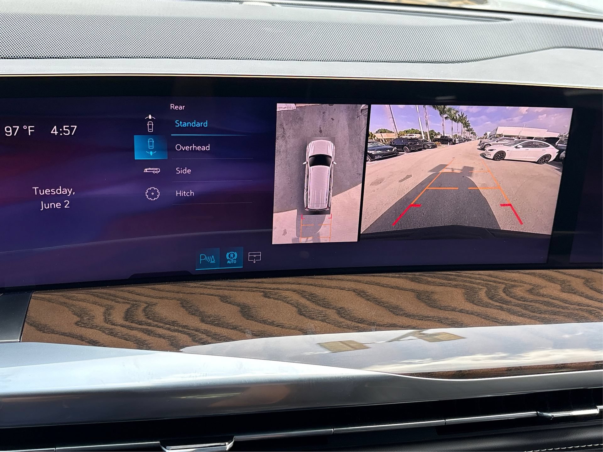 New 2026 Cadillac Escalade Platinum Sport AWD/4WD image 26