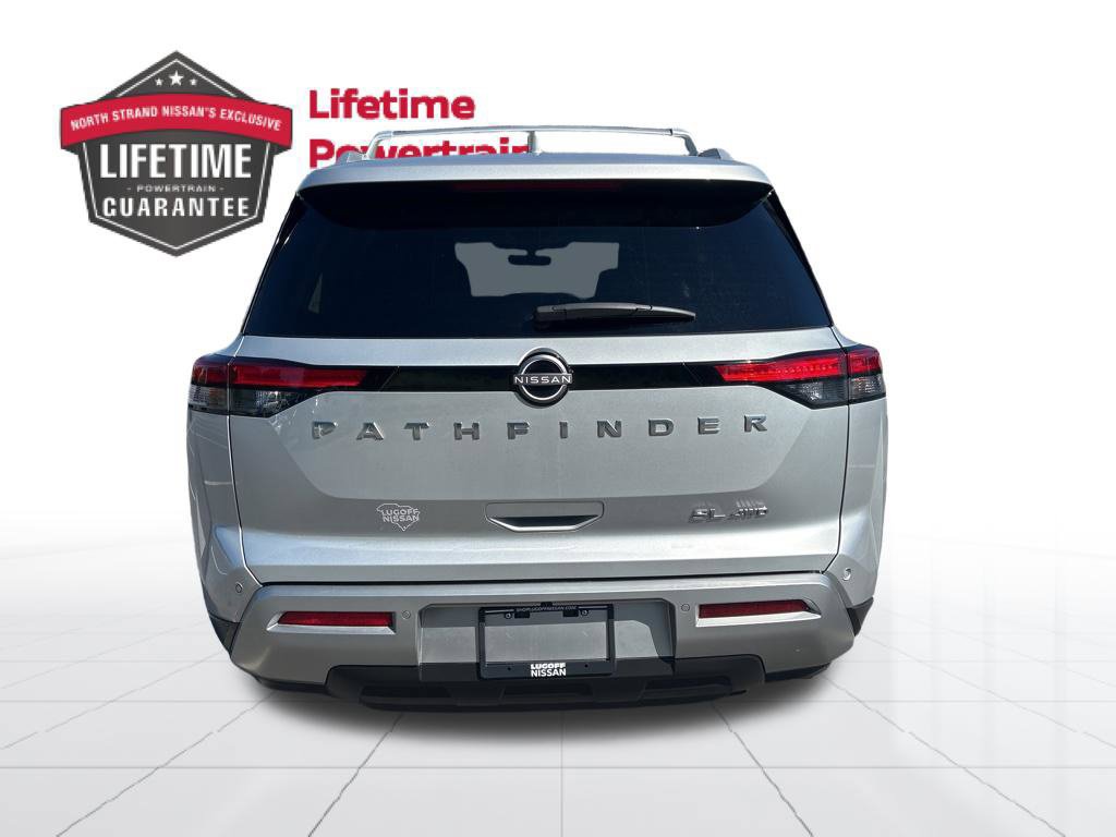 Certified 2025 Nissan Pathfinder SL AWD/4WD image 4