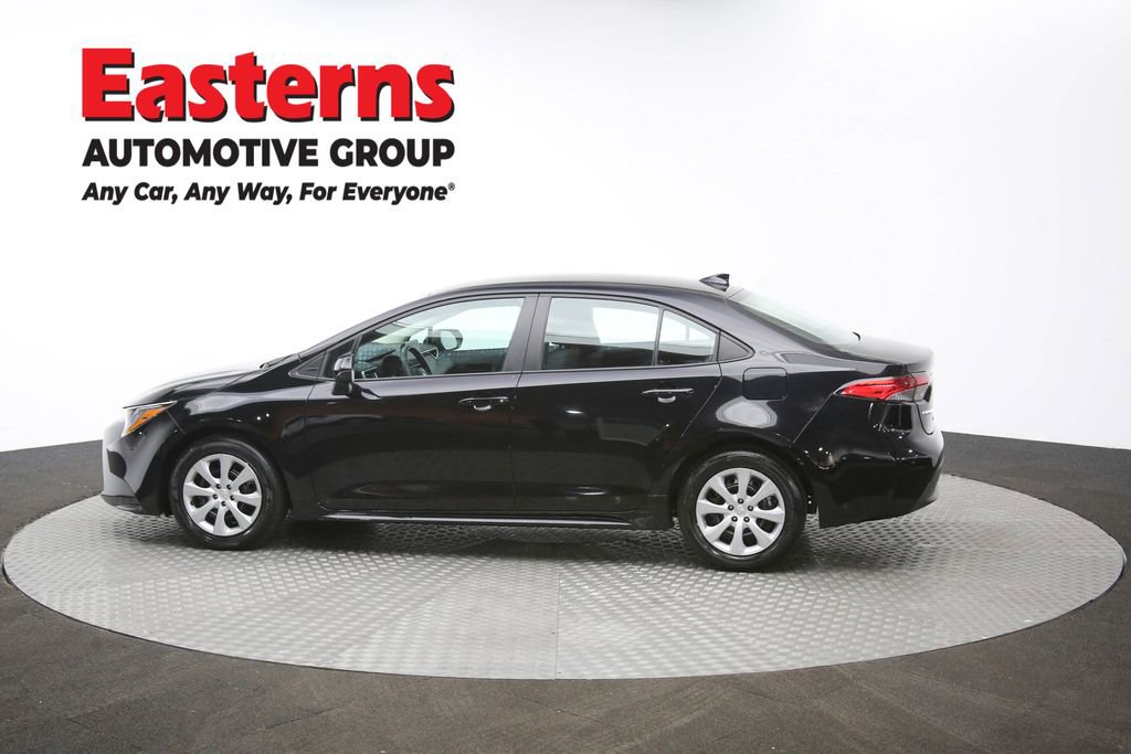 Used 2025 Toyota Corolla LE image 62