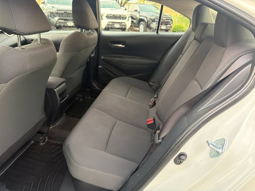 Used 2021 Toyota Corolla LE w/ Carpet Mat Package (TMS) FWD image 19