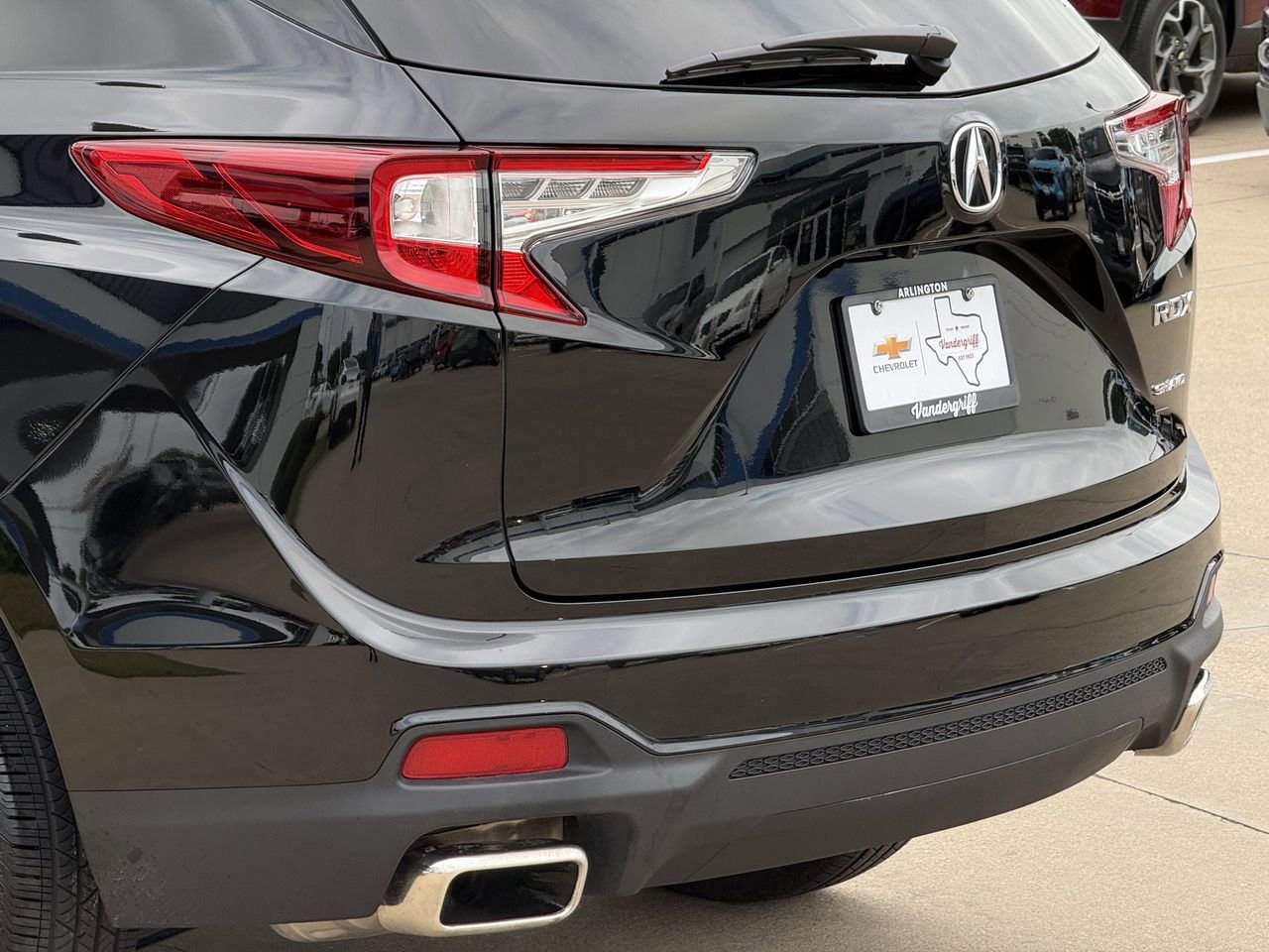 Used 2025 Acura RDX SH-AWD image 6