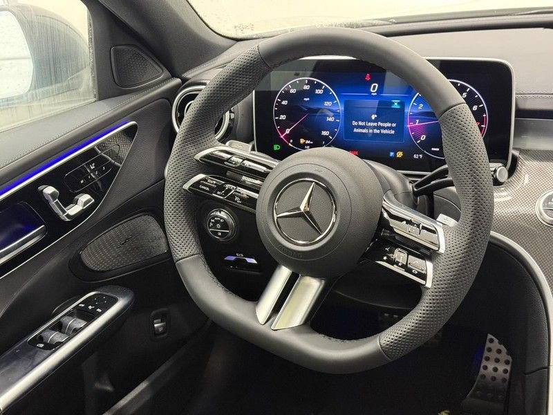 New 2026 Mercedes-Benz C 300 4MATIC Sedan image 9