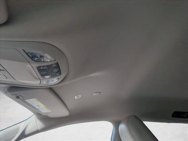 Used 2019 Chrysler Pacifica Touring-L Plus w/ Advanced Safetytec Group FWD image 12