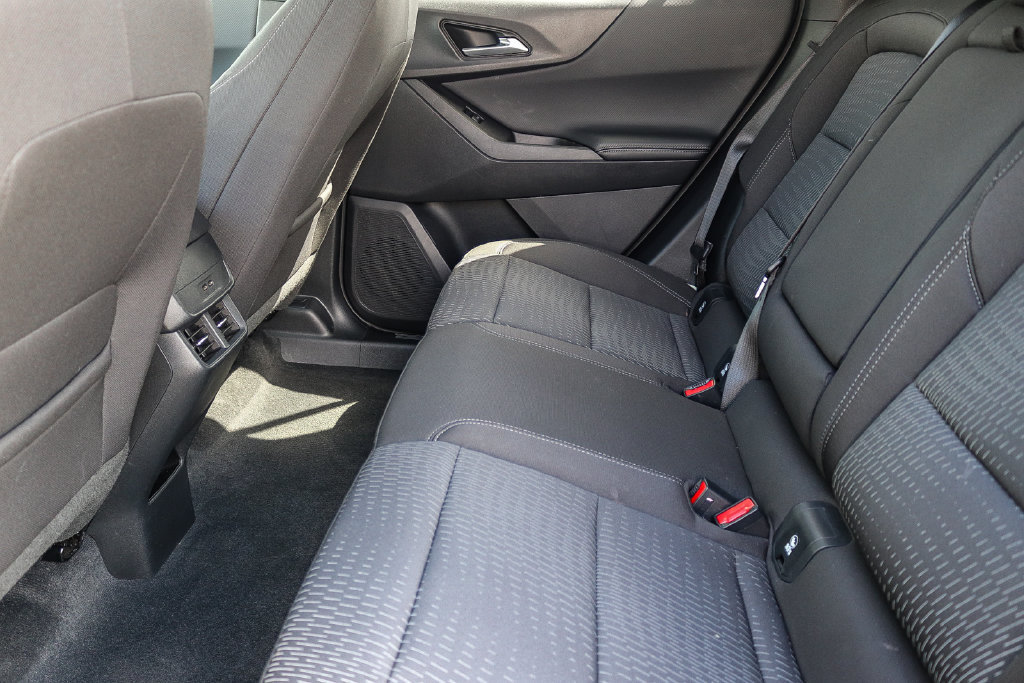 Used 2026 Chevrolet Equinox LT FWD image 18