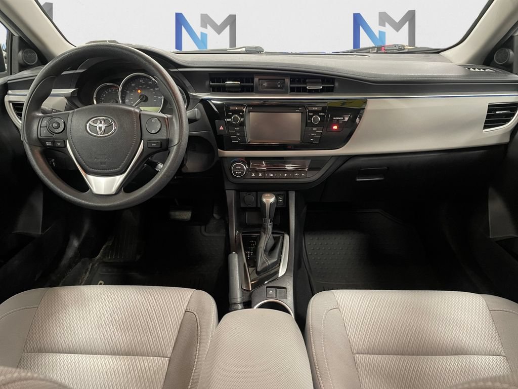 Used 2014 Toyota Corolla LE FWD image 10