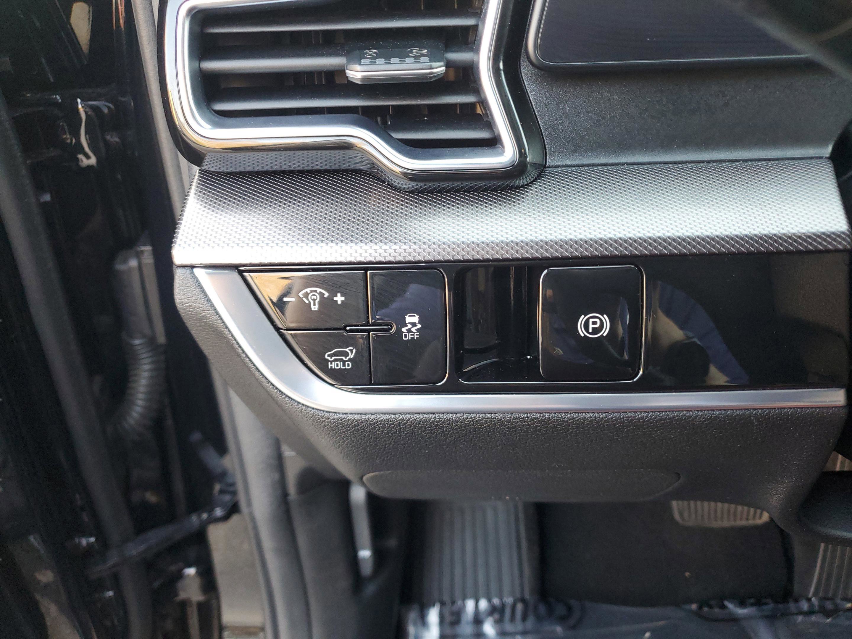 Certified 2023 Kia Sportage SX image 32