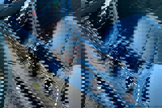 Used 2023 Cadillac XT5 Premium Luxury image 17