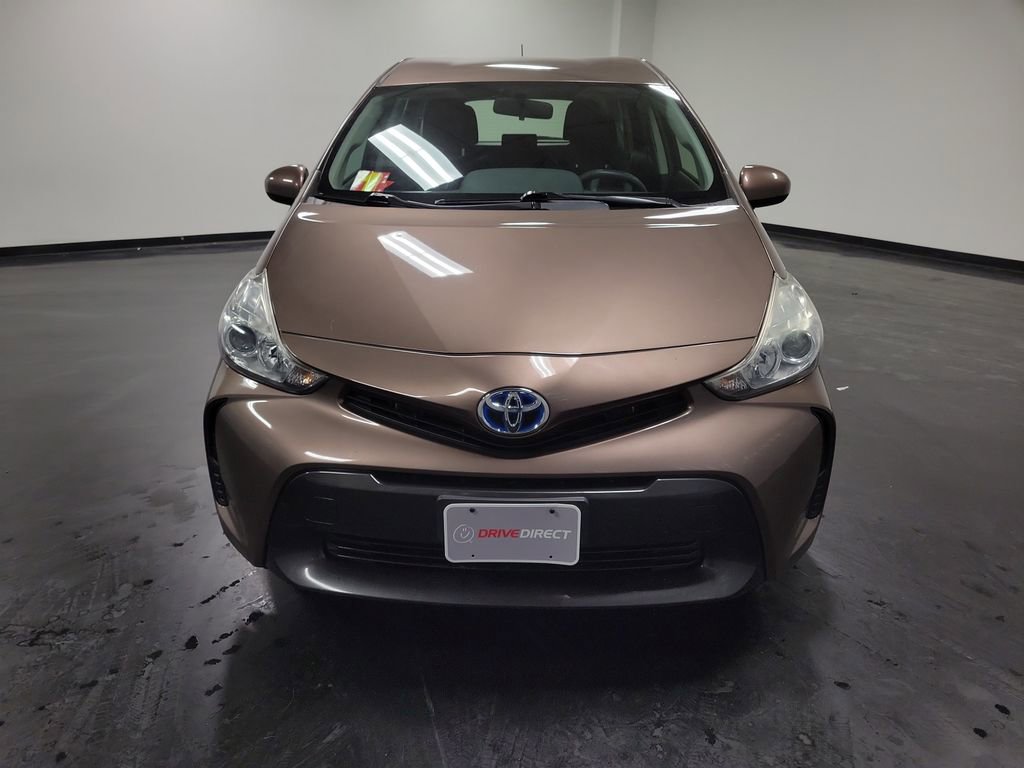 Used 2015 Toyota Prius V Two image 2