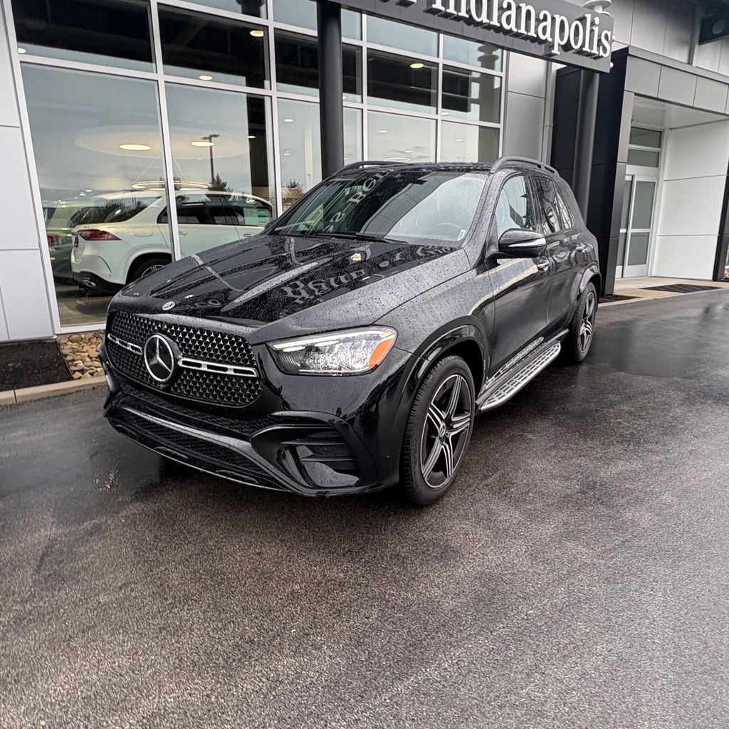 Used 2024 Mercedes-Benz GLE 350 4MATIC image 3