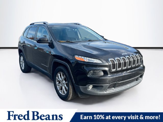 Used 2015 Jeep Cherokee Latitude w/ Cold Weather Group AWD/4WD image 1