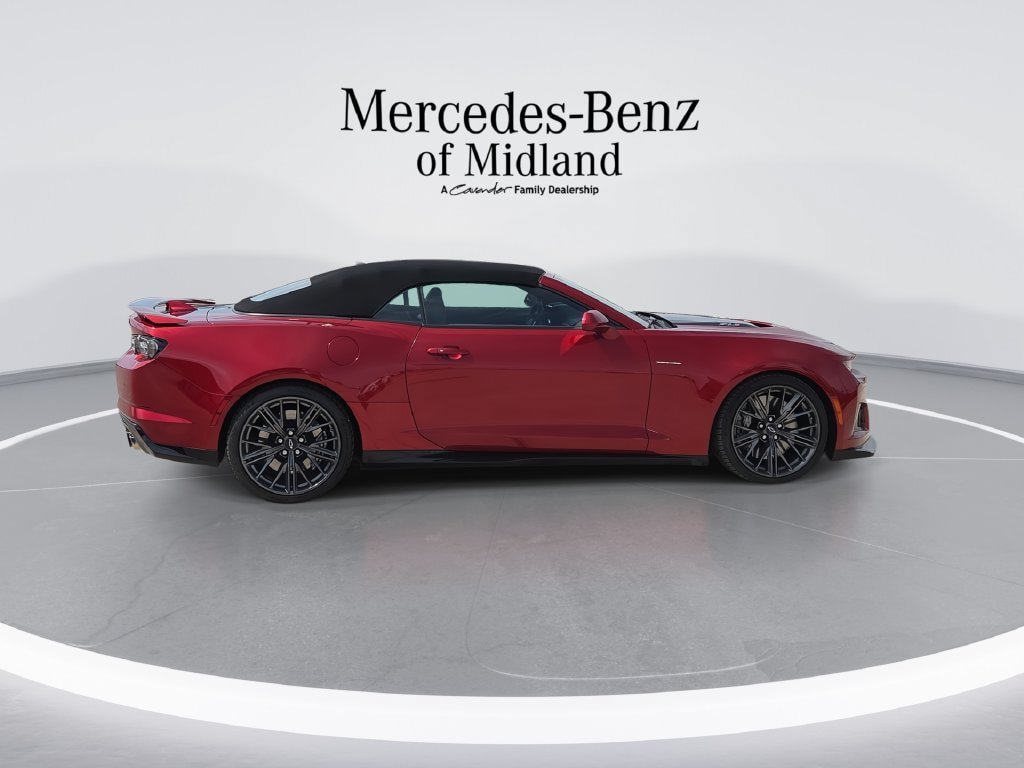 Used 2021 Chevrolet Camaro ZL1 w/ LPO, ZL1 Protection Package RWD image 9