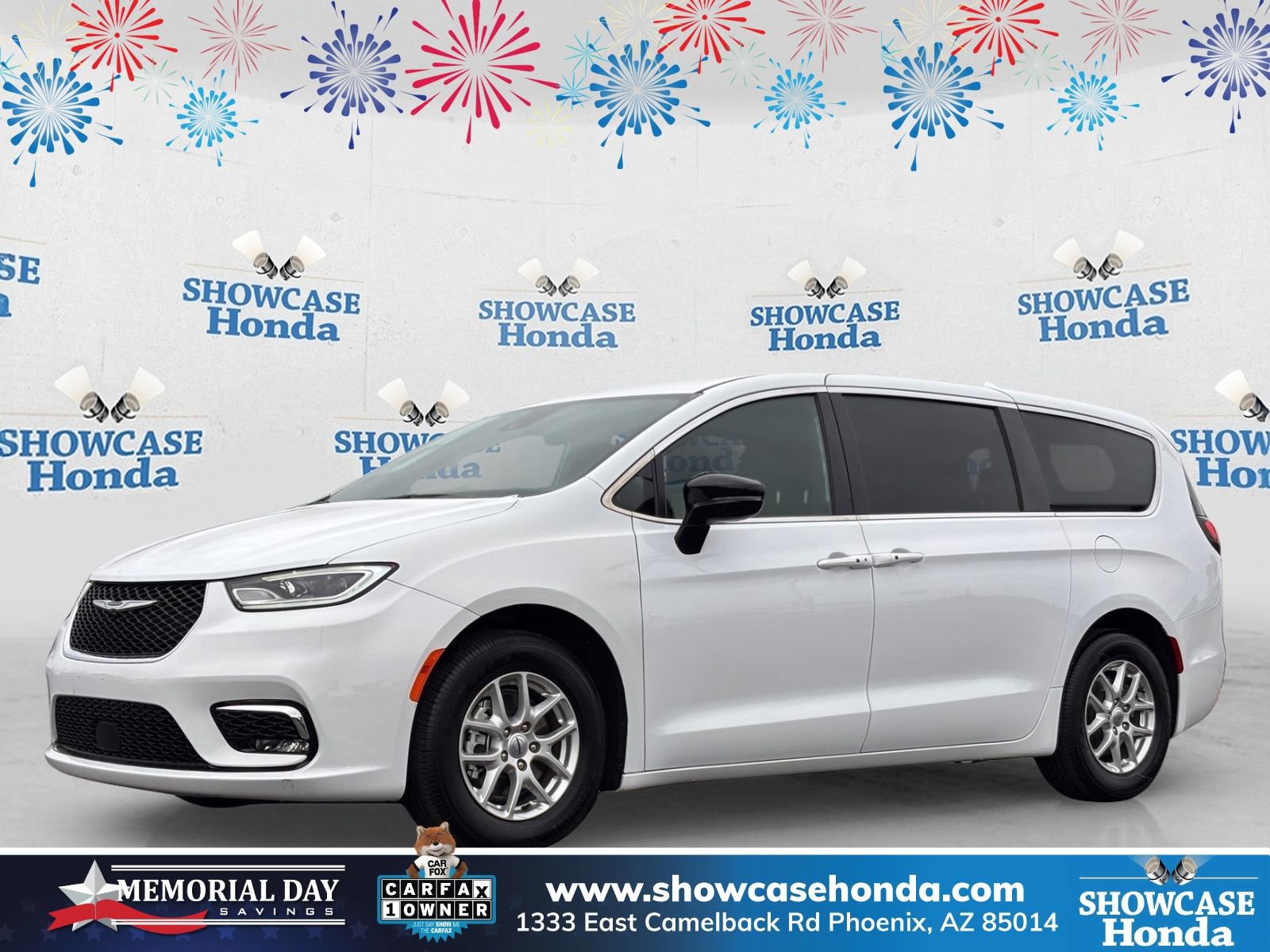 Used 2024 Chrysler Pacifica Touring FWD video 1