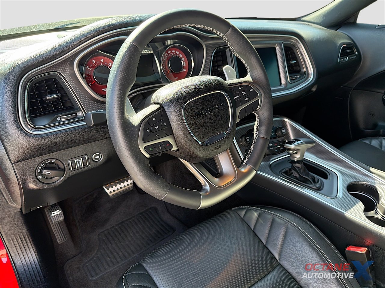 Used 2016 Dodge Challenger SRT Hellcat image 9