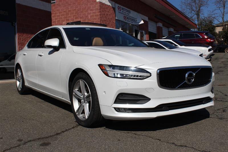 Used 2018 Volvo S90 T5 Momentum w/ Convenience Package image 8
