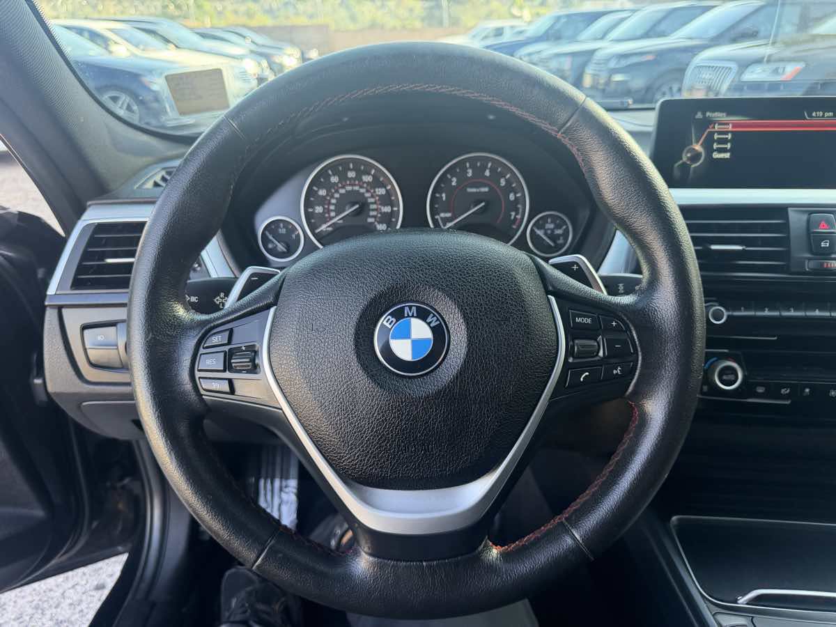 Used 2016 BMW 328i Sedan RWD image 19