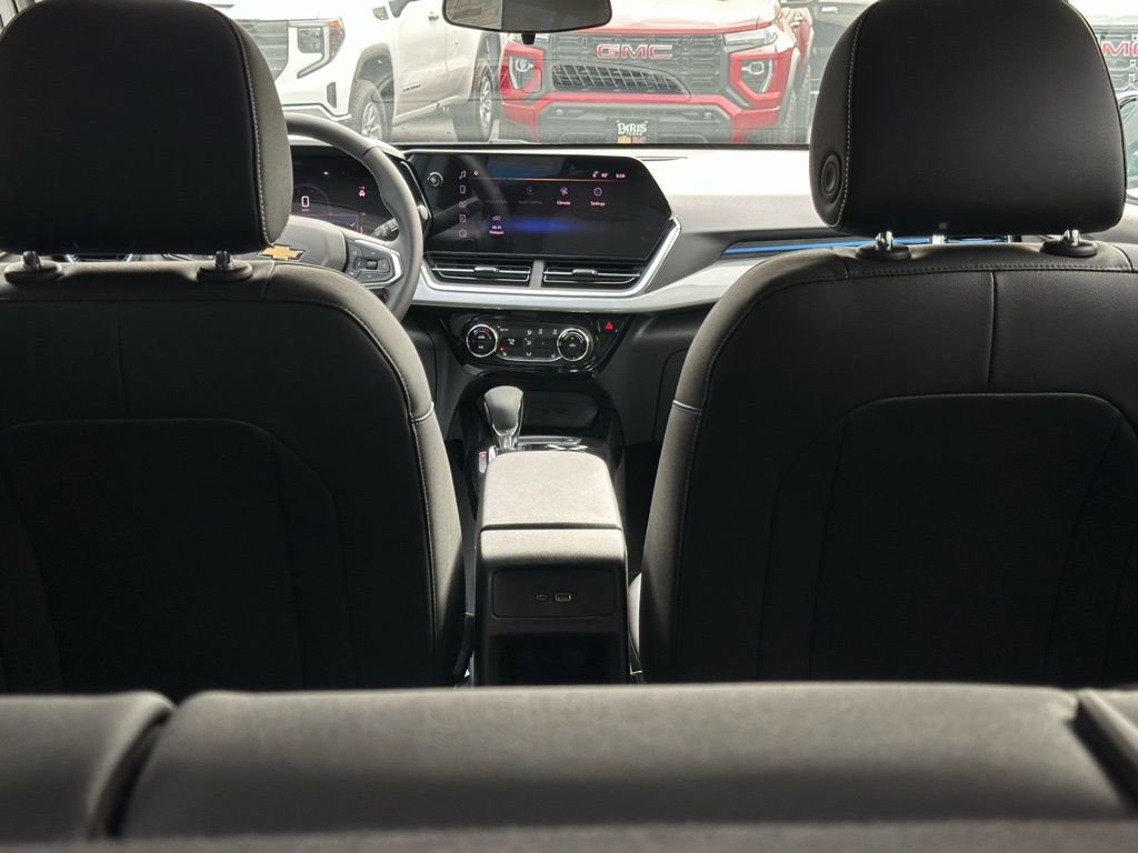 New 2026 Chevrolet Trax LT w/ Driver Confidence Package image 8