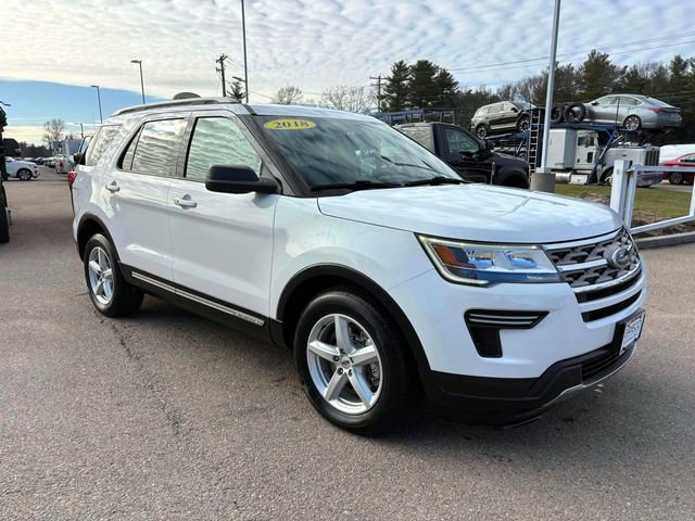 Used 2018 Ford Explorer XLT image 1