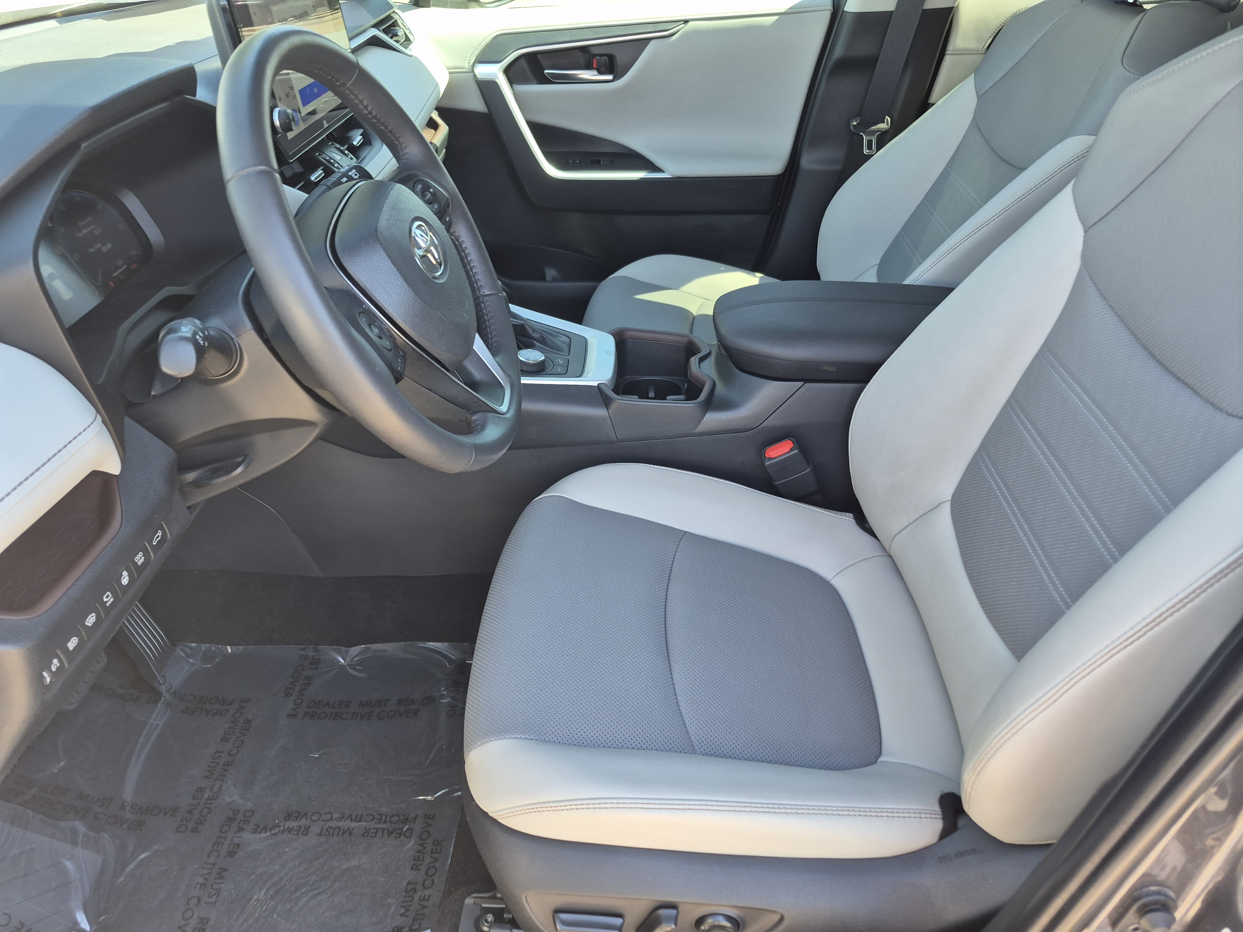 Certified 2023 Toyota RAV4 Limited AWD/4WD image 16