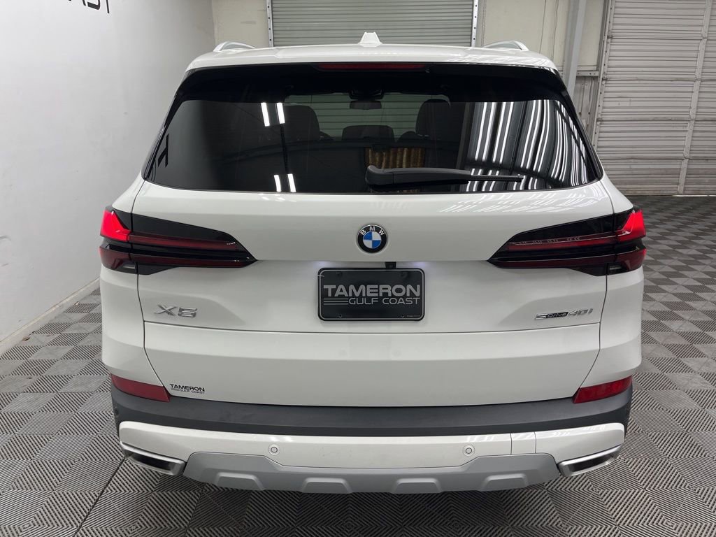 Used 2024 BMW X5 sDrive40i w/ Premium Package image 10