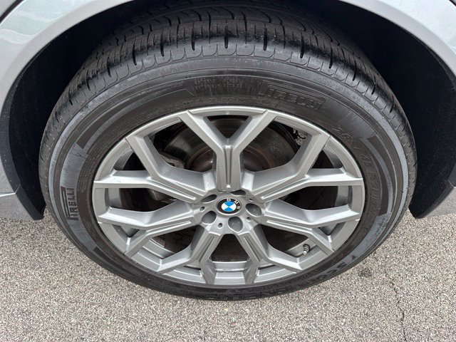 Used 2024 BMW X7 xDrive40i AWD/4WD image 8