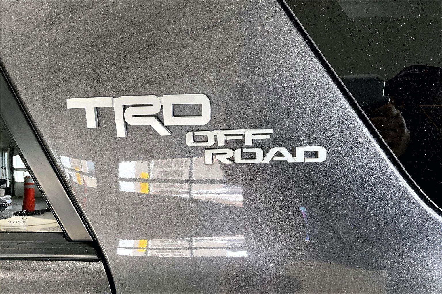 Used 2019 Toyota 4Runner TRD Off-Road image 8