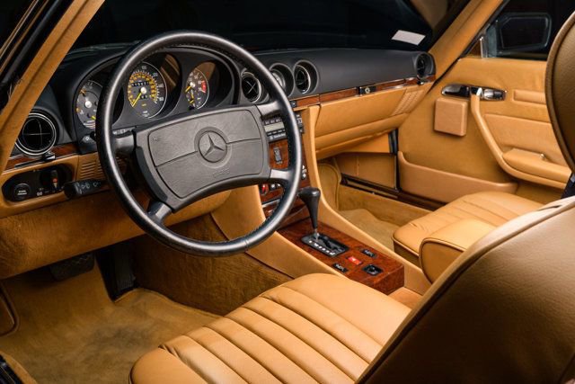 Used 1988 Mercedes-Benz 560 SL image 9