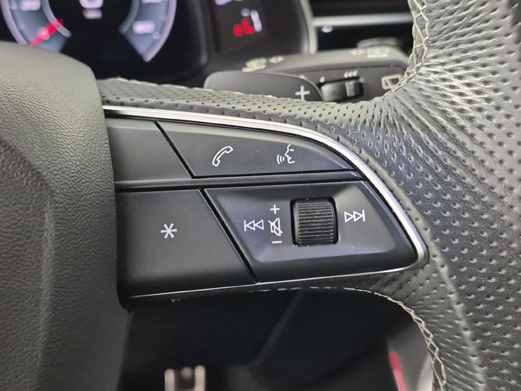 Used 2021 Audi SQ8 Premium Plus AWD/4WD image 19