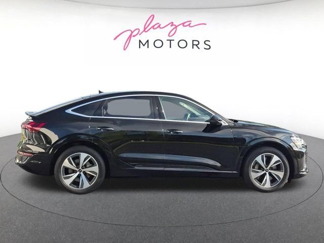 Certified 2024 Audi Q8 e-tron Premium Plus w/ Premium Plus Package AWD/4WD image 4