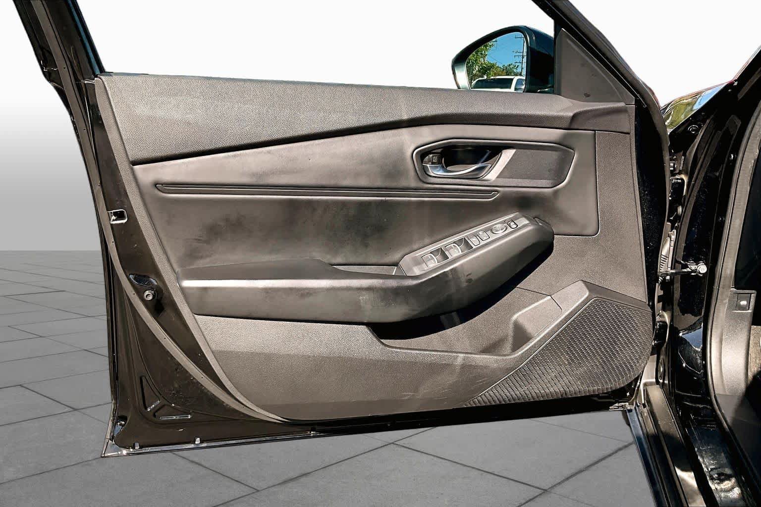 Used 2024 Honda Accord EX image 22