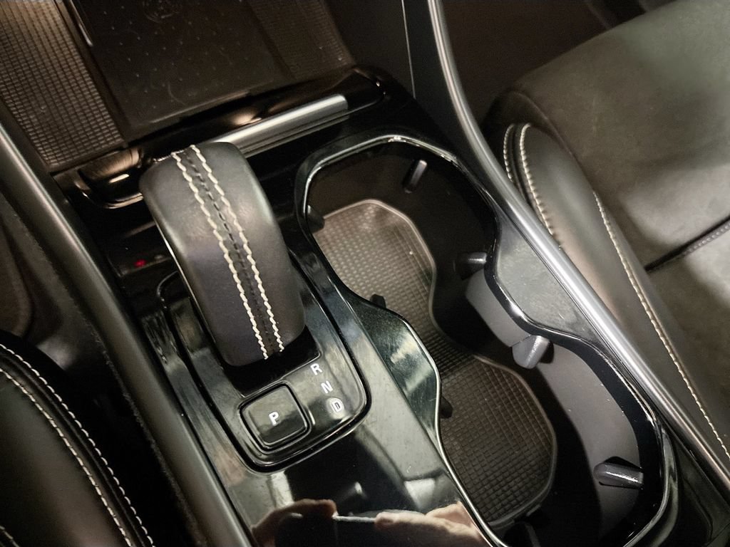 Used 2022 Volvo XC40 P8 Recharge Ultimate AWD/4WD image 18