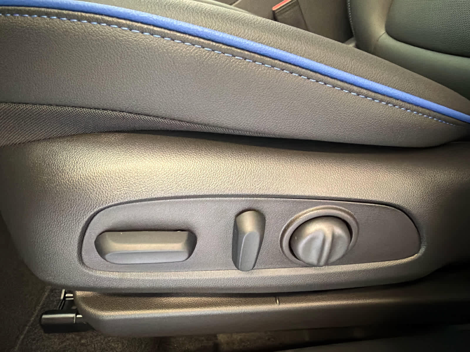 New 2026 Buick Encore GX Sport Touring w/ Comfort Package image 18