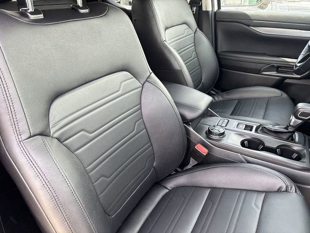 Used 2025 Ford Ranger Lariat w/ FX4 Off-Road Package image 11