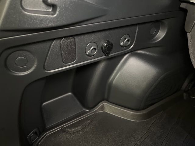 Certified 2025 Subaru Forester Premium image 57