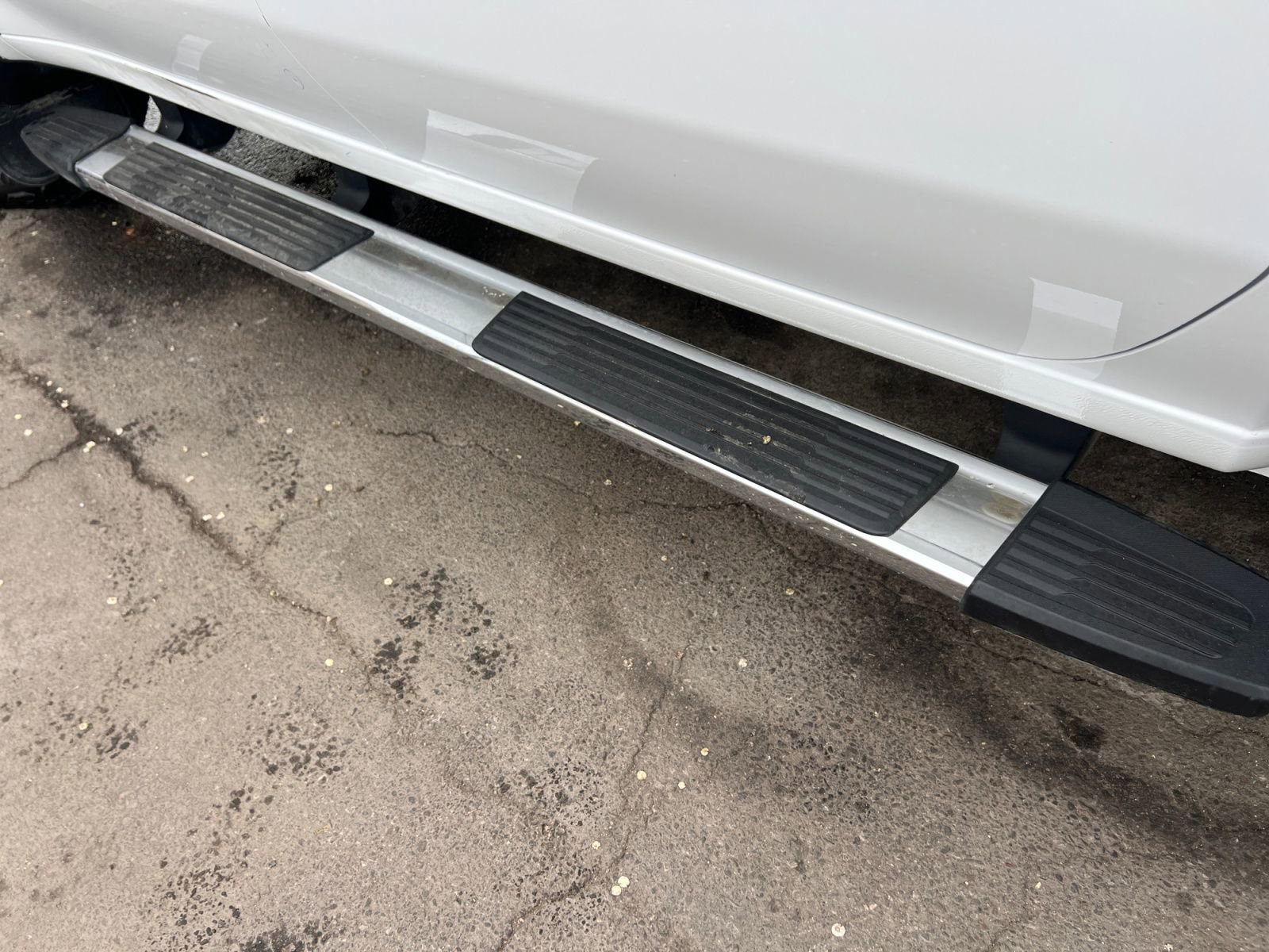 Used 2023 GMC Sierra 3500 SLE w/ SLE Convenience Package AWD/4WD image 29